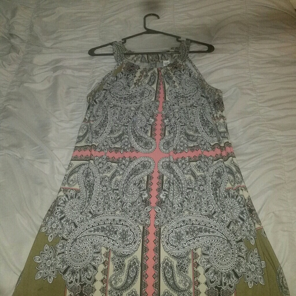 Sleeveless dress from Cato